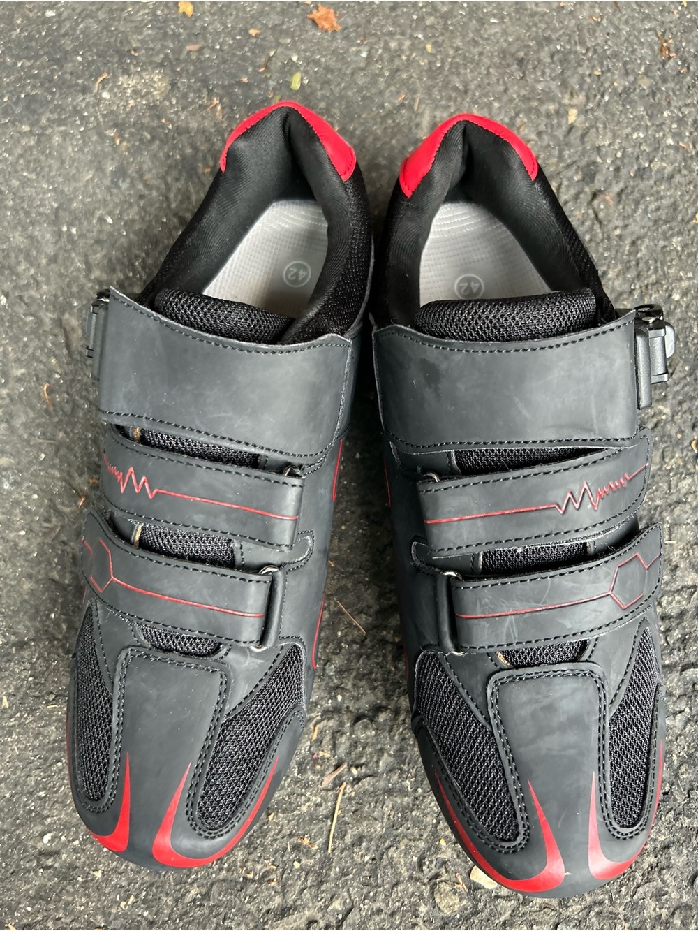 Black and Red Athletic Cycling Shoes - Secure Strap Closure